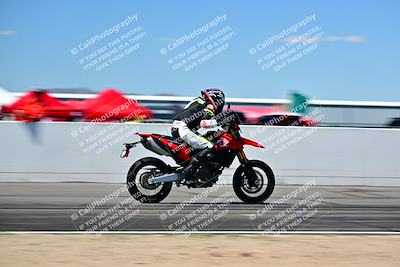 media/Mar-25-2024-Moto Forza (Mon) [[8d4319bd68]]/3-Intermediate Group/Session 4 (Front Straight Speed Pans)/